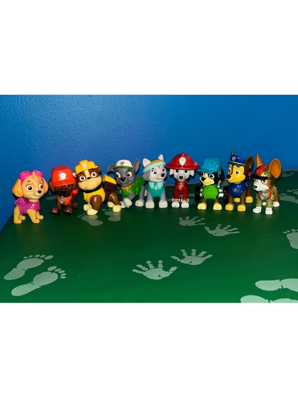 Paw Patrol Mini Figures Set - Blue, Red, Yellow, Green, Pink, Orange, Brown